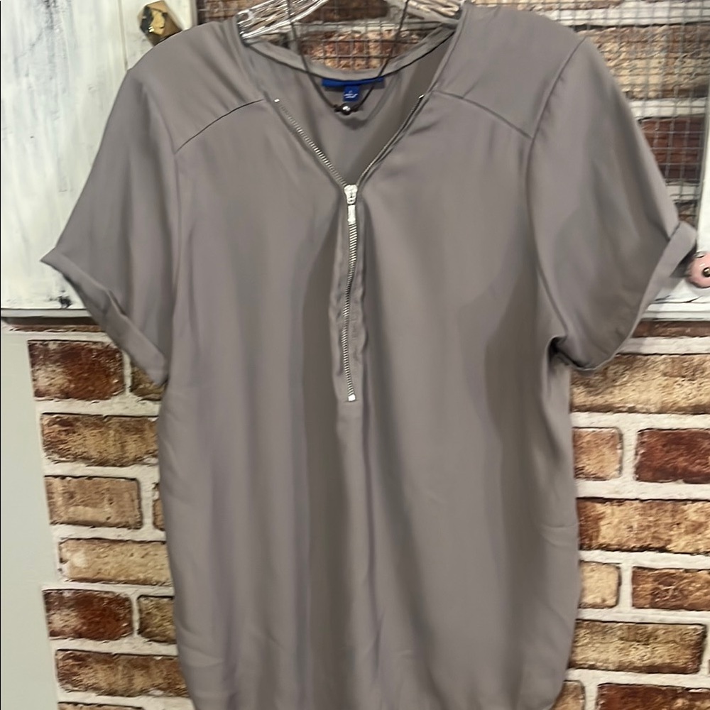 Apt. 9 Gray Blouse with Zipper Accent